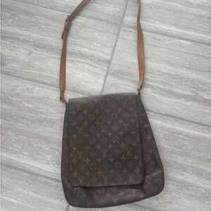 Louis Vuitton Musette Salsa Monogram Messenger Bag GM